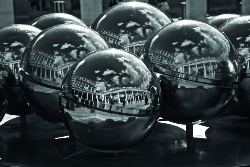 FEDERICA GIOFFREDI - THE BALLS (PARIGI), 2017, fotografia, cm 70x110